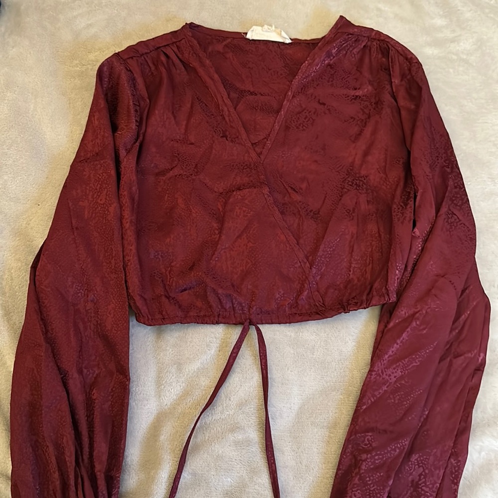 cropped long sleeve